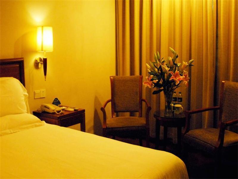 Gma Hotel Shanghai Wuning Road Zhenping Road Metro Station Exterior foto